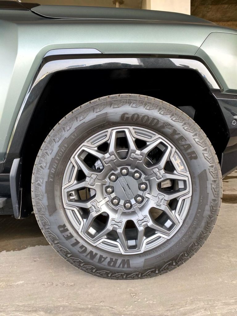 Harga GMC Hummer EV Indonesia 2025-4 Green 6c