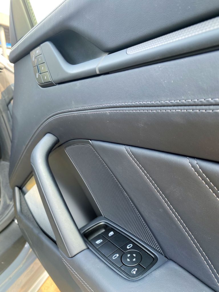 Interior Porsche 911 Carrera Black - Importir Umum Jakarta 17